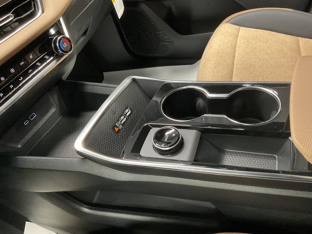 New 2026 Chevrolet Equinox ACTIV AWD/4WD image 23