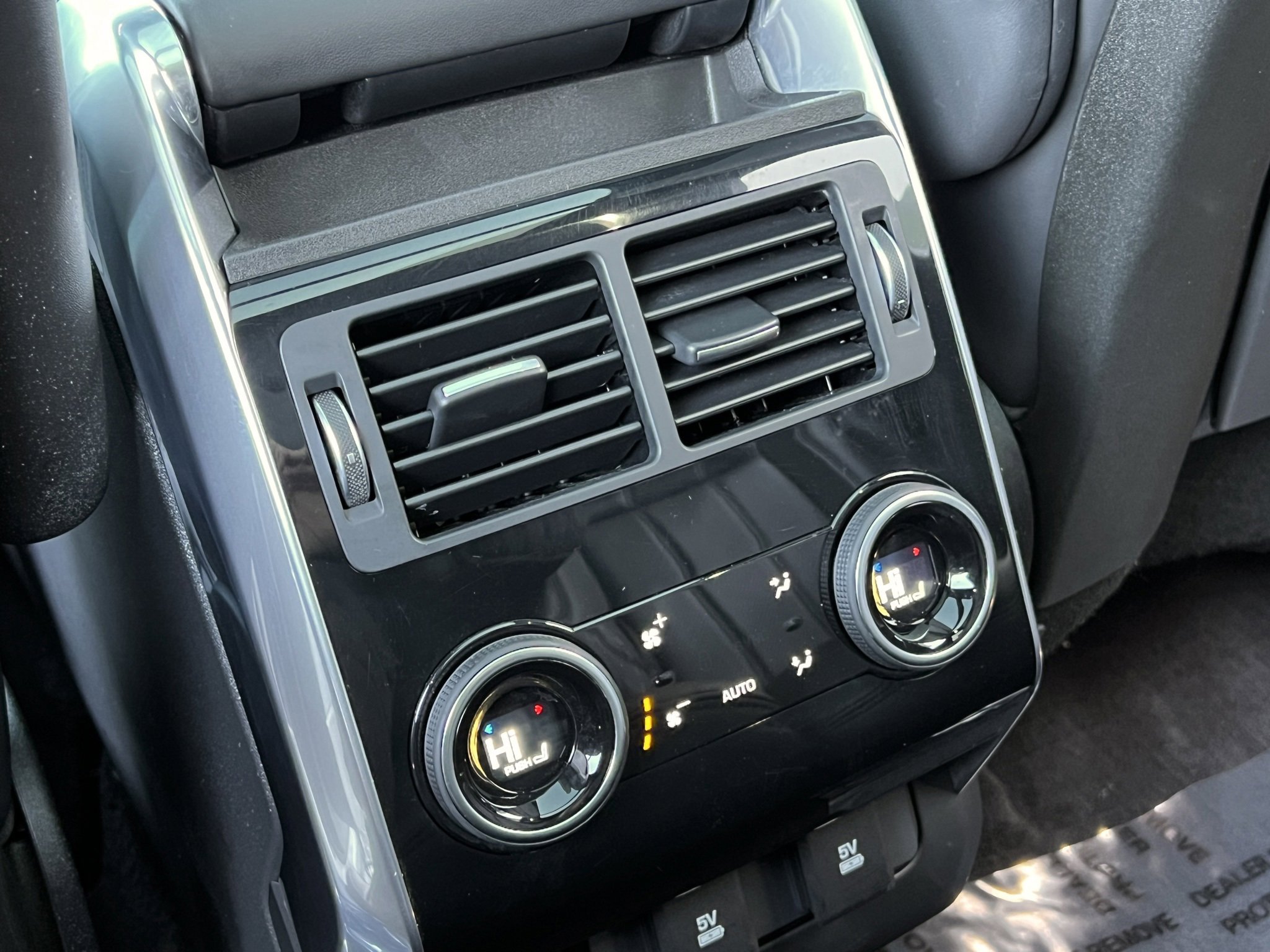 Used 2020 Land Rover Range Rover Sport HSE Dynamic image 18