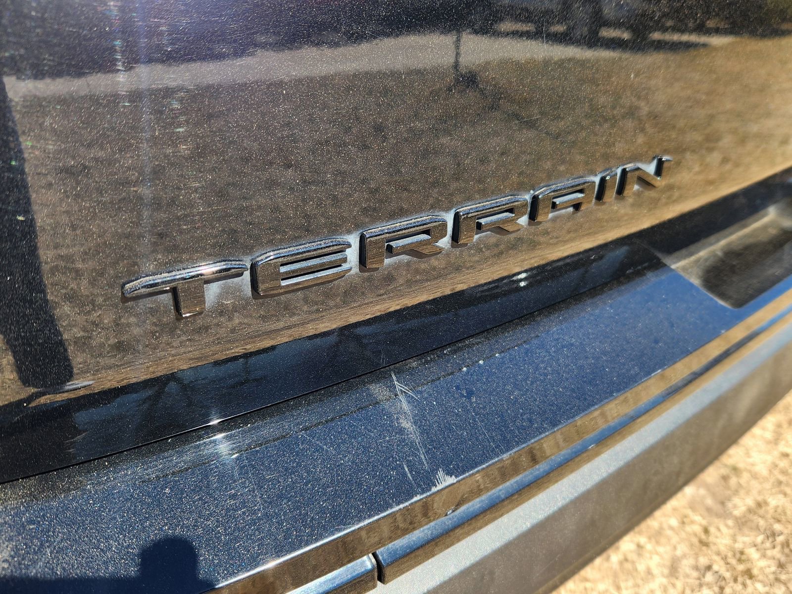 Used 2022 GMC Terrain SLE w/ Driver Convenience Package image 14