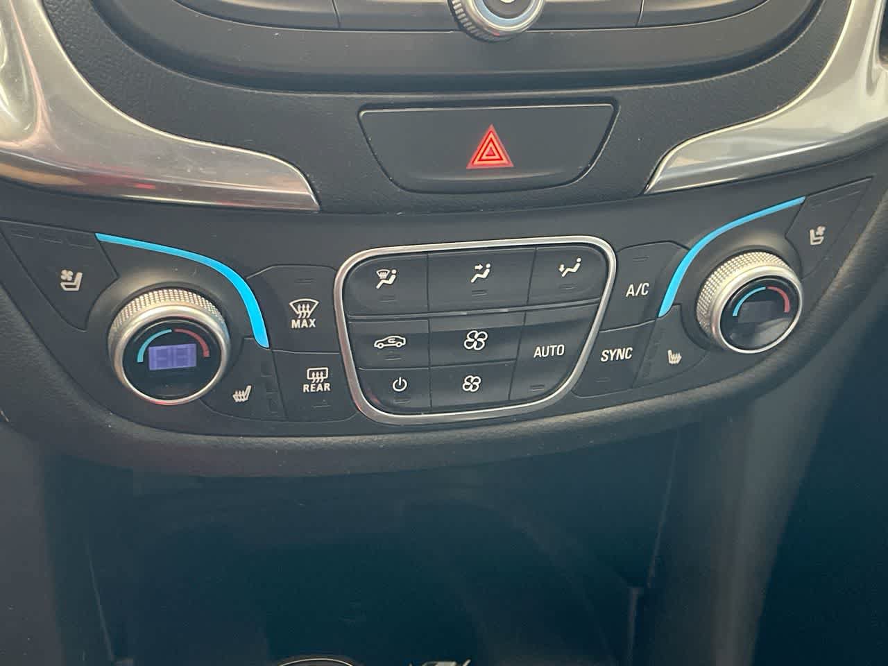 Used 2018 Chevrolet Equinox Premier AWD/4WD image 19