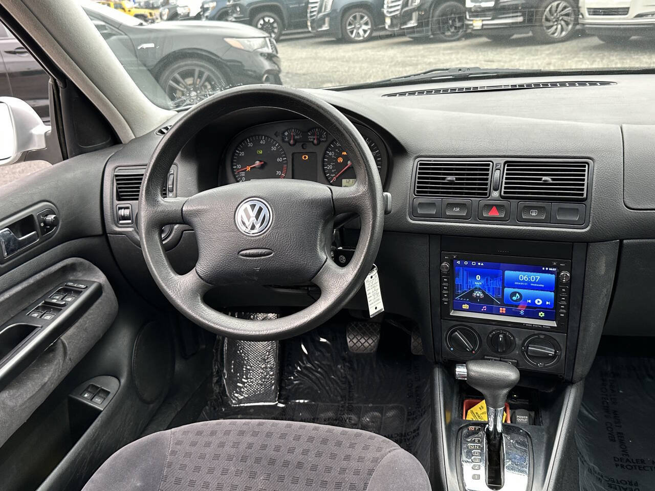 Used 2001 Volkswagen Golf GLS FWD image 16