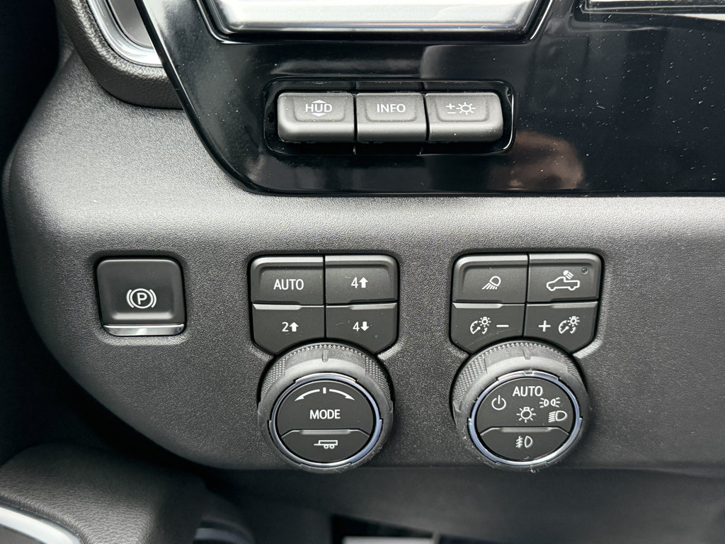 New 2026 Chevrolet Silverado 1500 LTZ w/ LTZ Premium Package AWD/4WD image 6