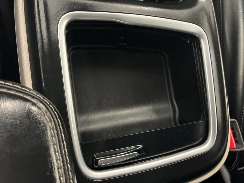 Certified 2024 Chrysler Pacifica Touring-L FWD image 53