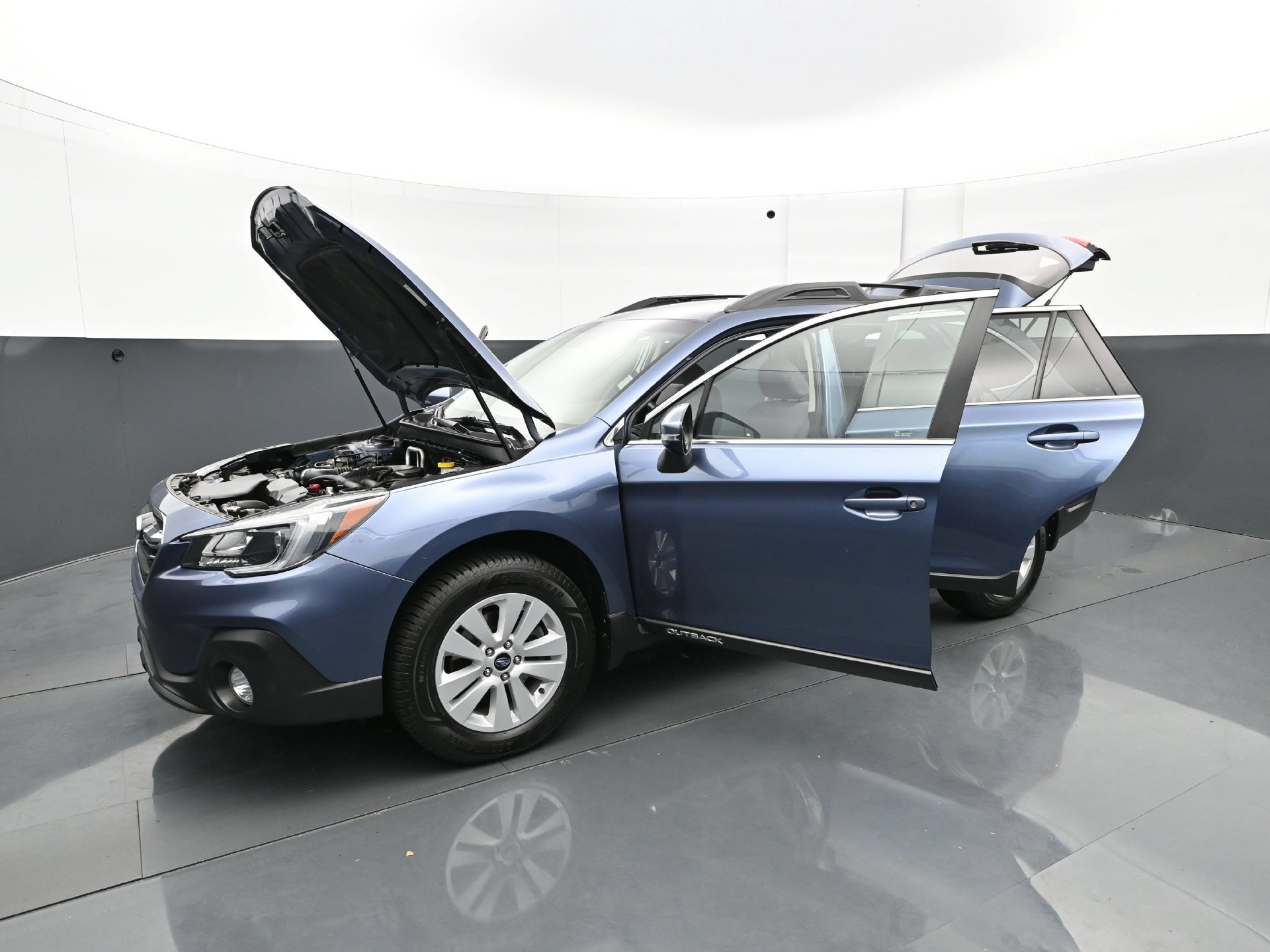 Used 2018 Subaru Outback 2.5i Premium AWD/4WD image 36