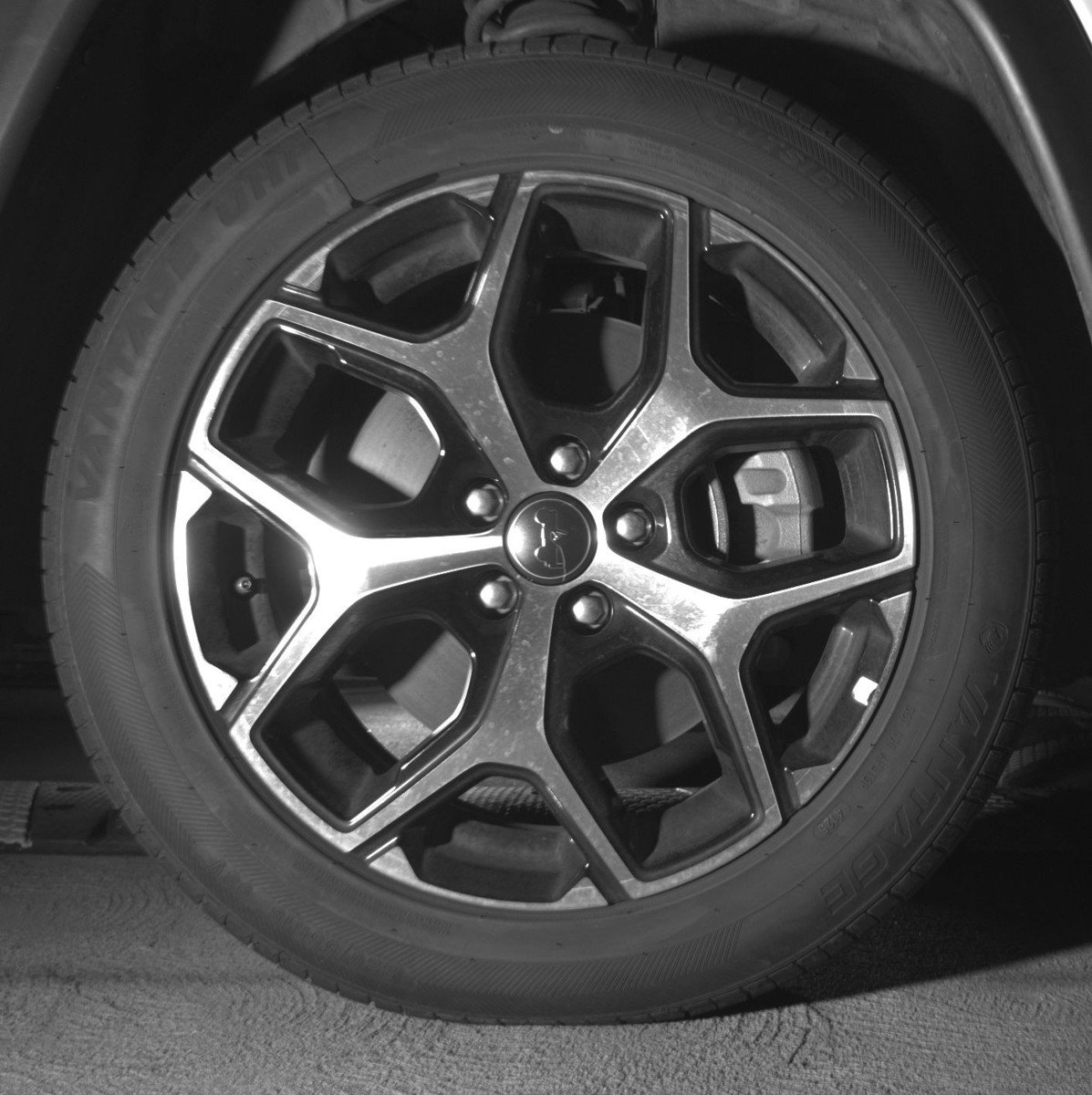 Used 2025 Jeep Compass Limited image 13