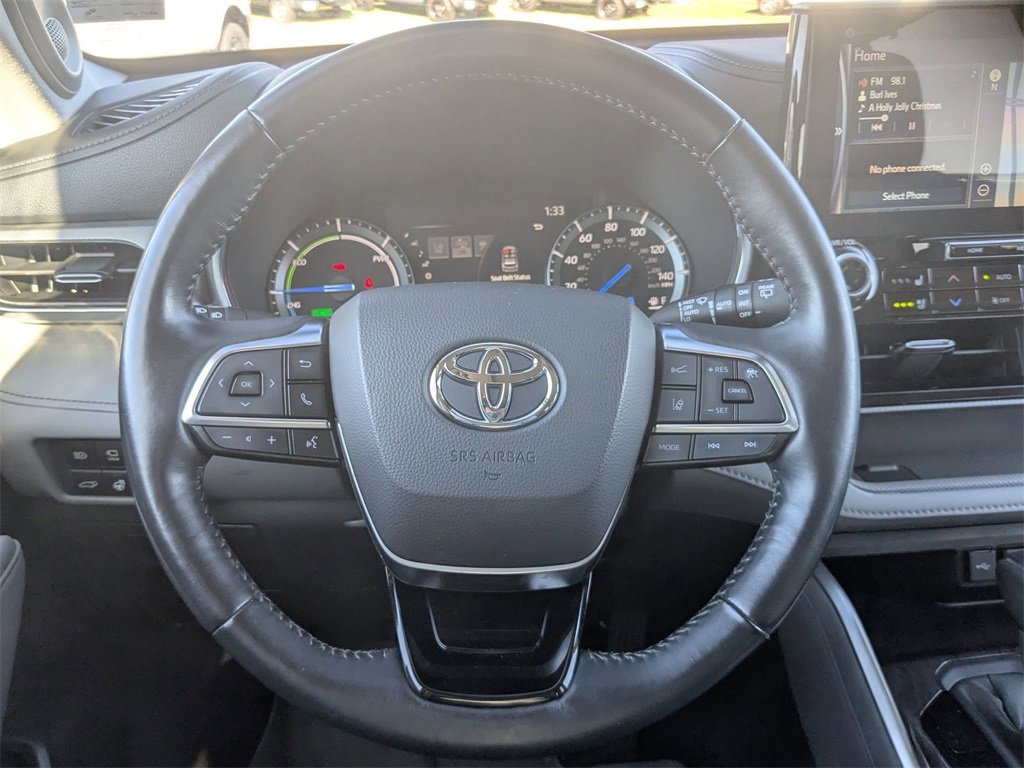 Used 2021 Toyota Highlander Platinum image 23