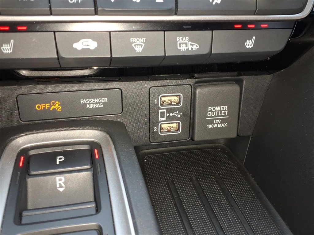 Used 2019 Honda Insight Touring image 12