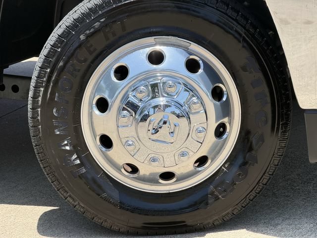 Used 2025 RAM 3500 Laramie AWD/4WD image 6