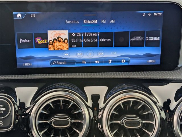 Used 2025 Mercedes-Benz CLA 250 4MATIC image 19