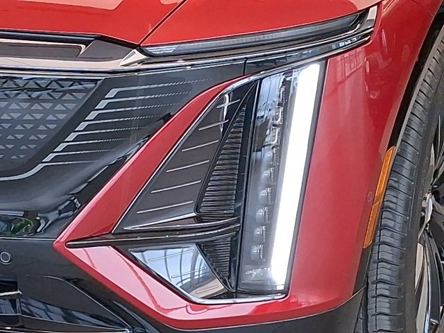 New 2026 Cadillac Lyriq Sport image 5