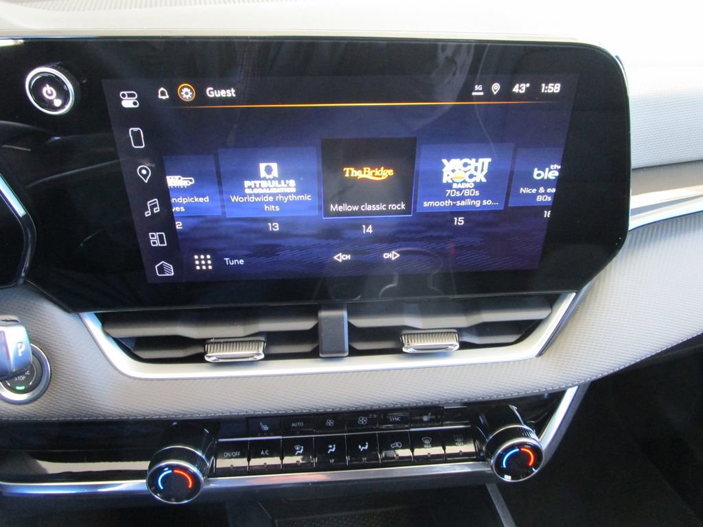 New 2026 Chevrolet Equinox LT w/ Convenience Package II image 27