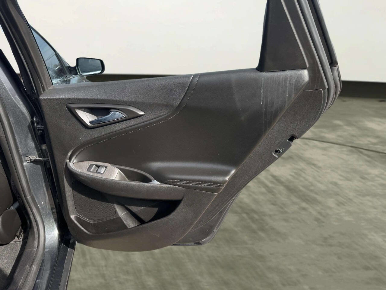 Used 2017 Chevrolet Malibu LT w/ Leather Package image 16