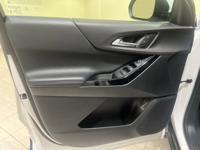 Certified 2025 Chevrolet Equinox LT w/ Convenience Package II FWD image 21