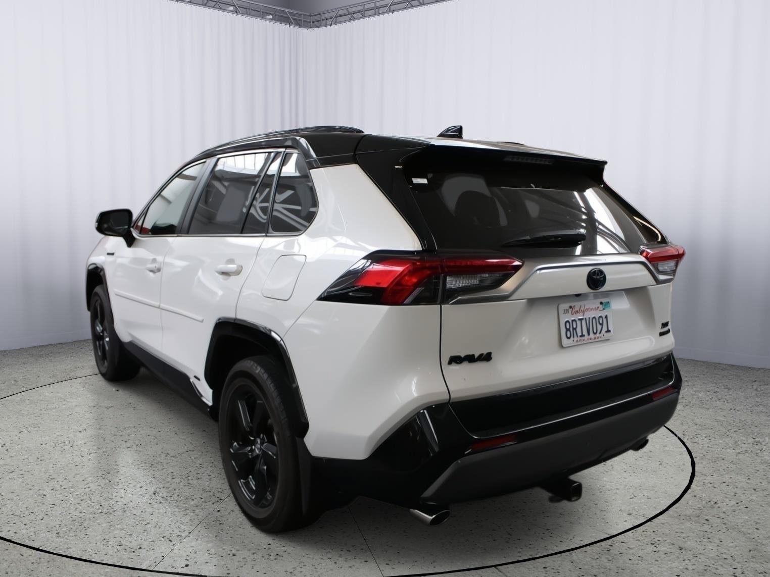 Used 2020 Toyota RAV4 XSE AWD/4WD image 5