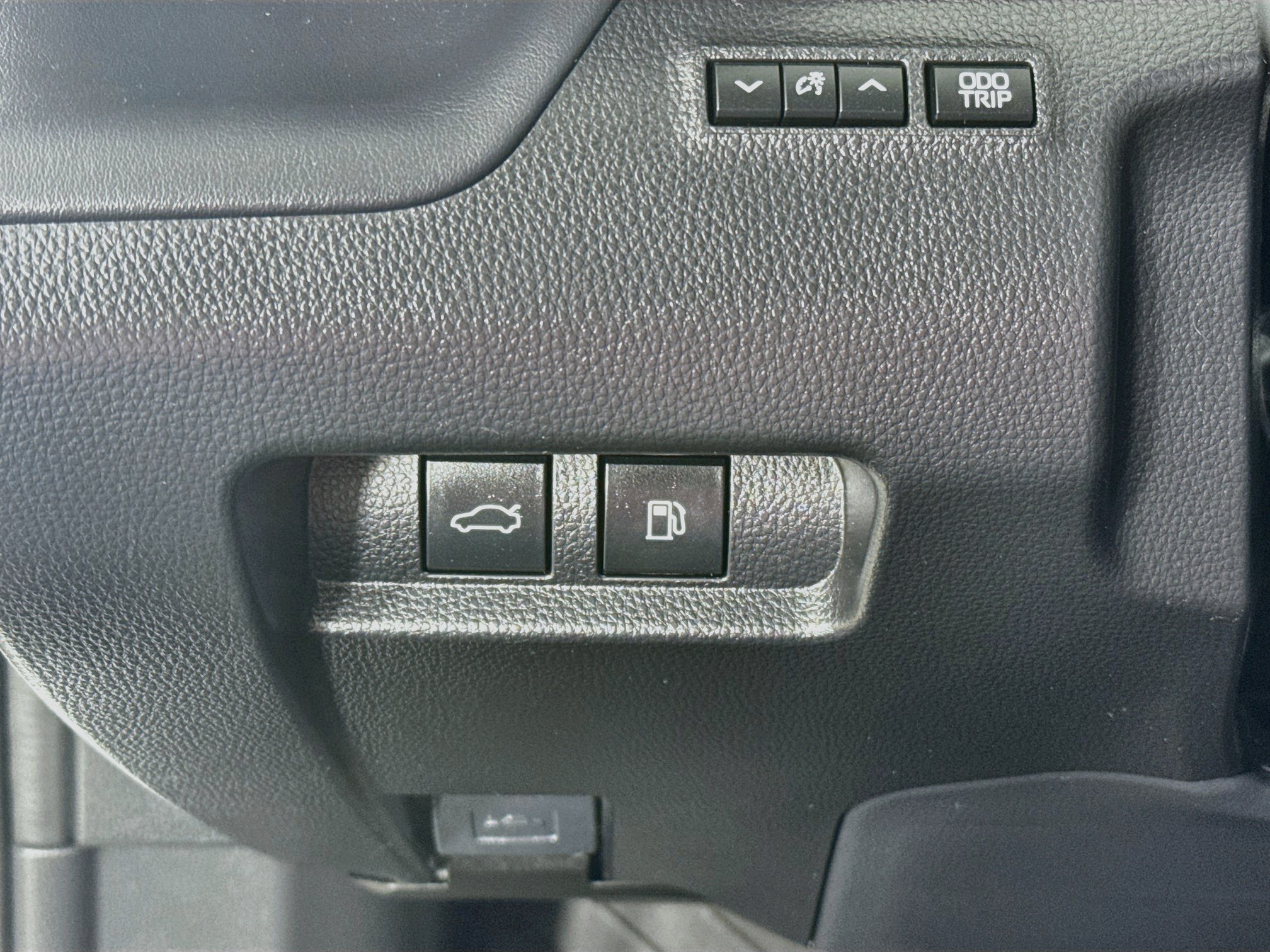 Certified 2023 Toyota Crown AWD/4WD image 12