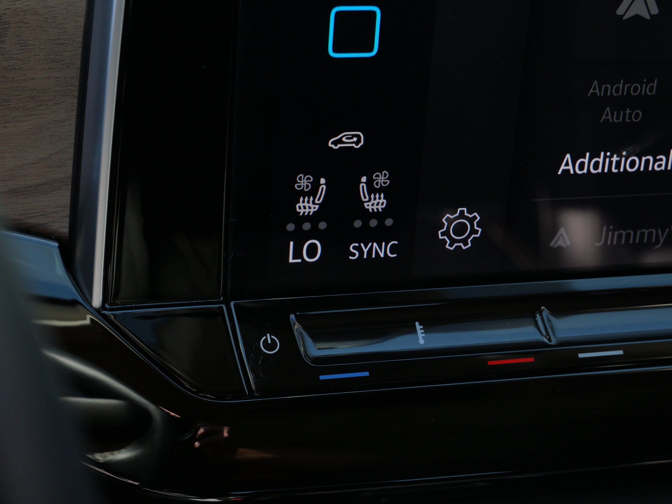 Certified 2024 Volkswagen Atlas SE AWD/4WD image 28