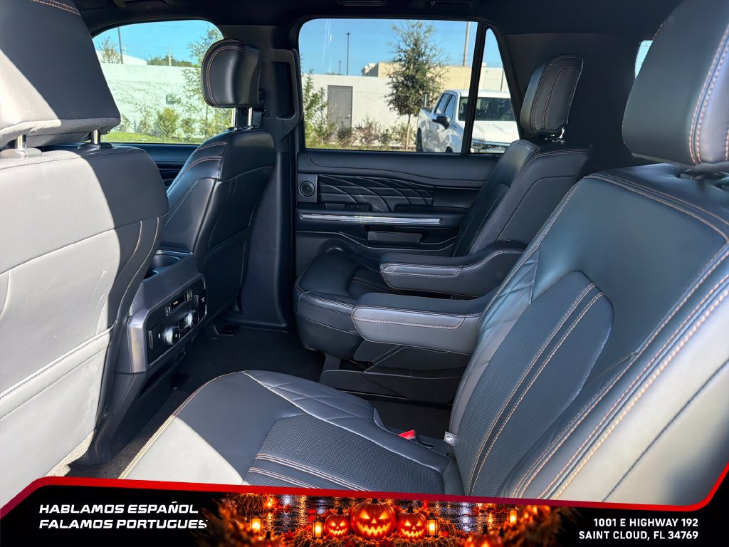 Used 2024 Ford Expedition Platinum RWD image 25