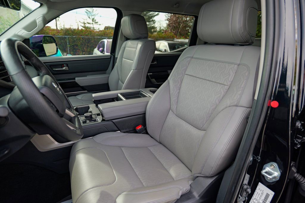 Used 2023 Toyota Tundra Limited image 23