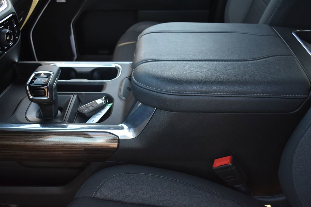 Certified 2024 Chevrolet Silverado 1500 RST w/ Convenience Package II AWD/4WD image 30