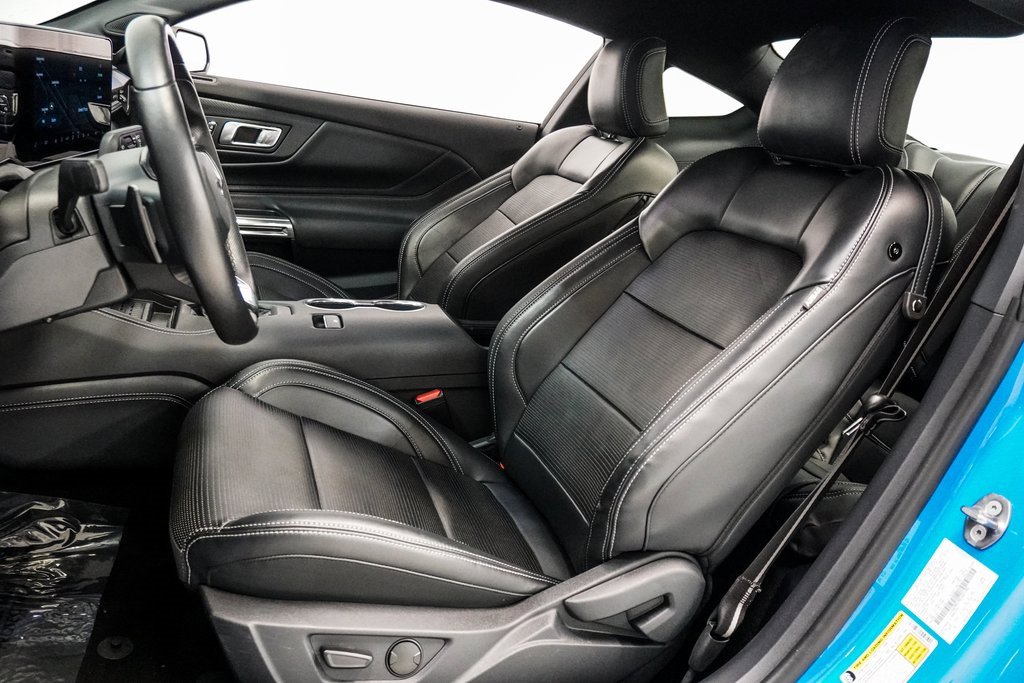 Used 2024 Ford Mustang GT Premium image 6