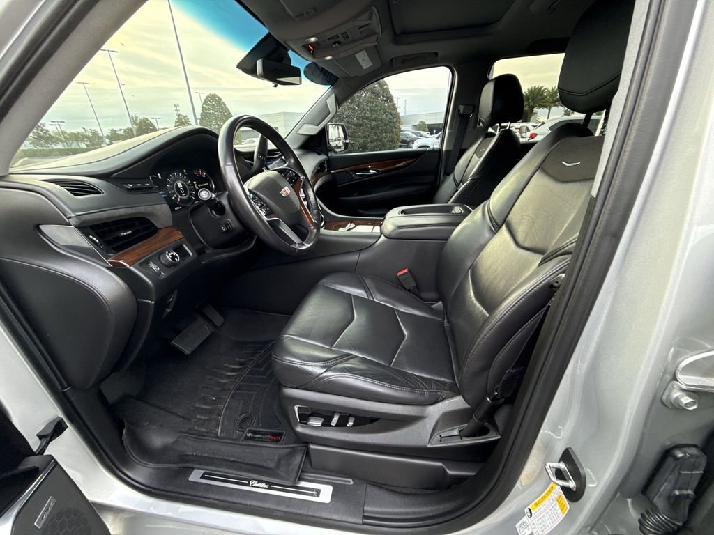 Used 2019 Cadillac Escalade Premium Luxury image 30