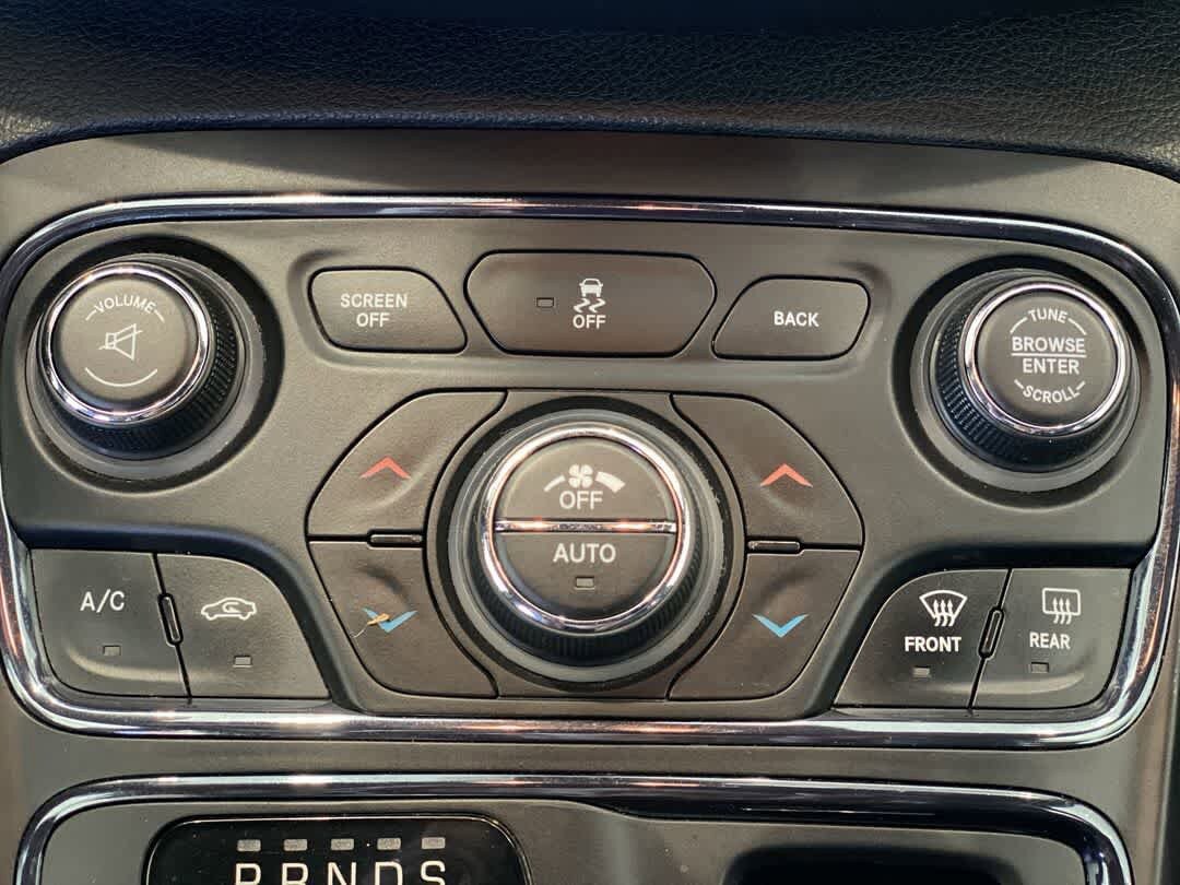 Used 2015 Chrysler 200 S w/ Comfort Group AWD/4WD image 21