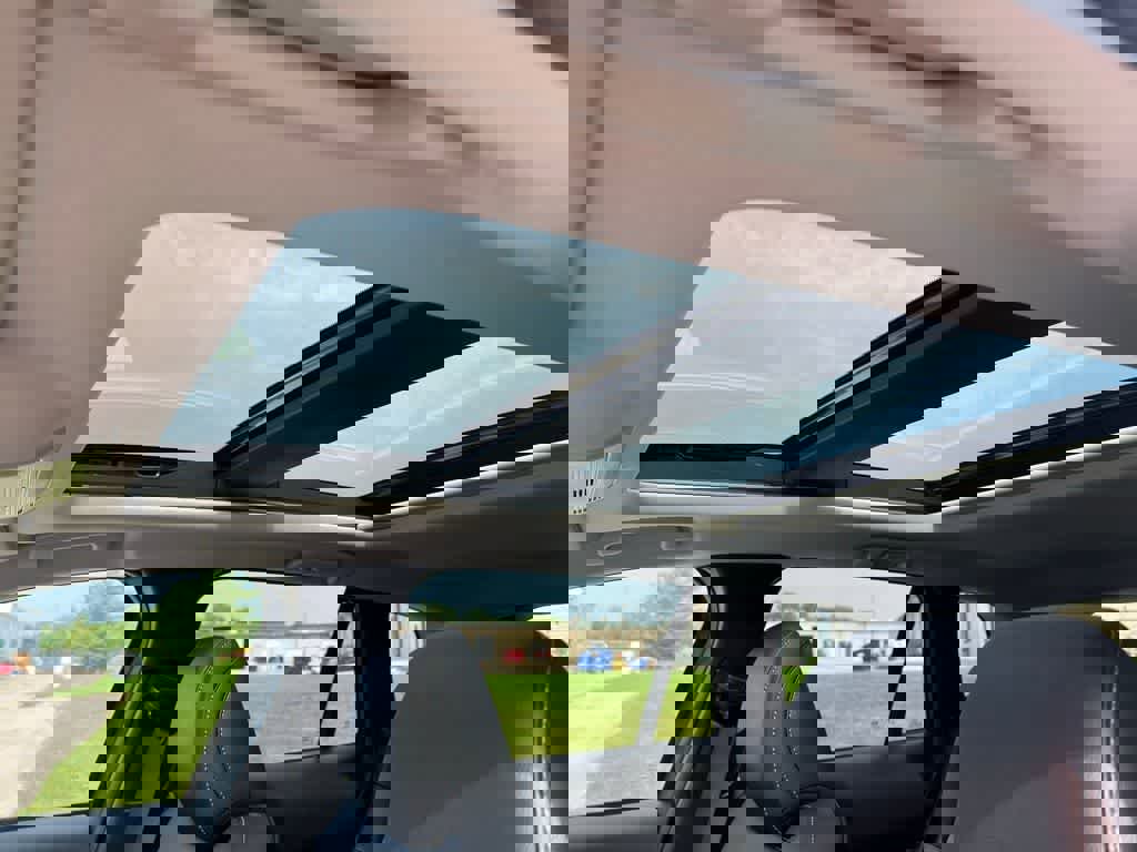 Used 2025 MAZDA CX-50 AWD 2.5 S w/ Premium Package image 15