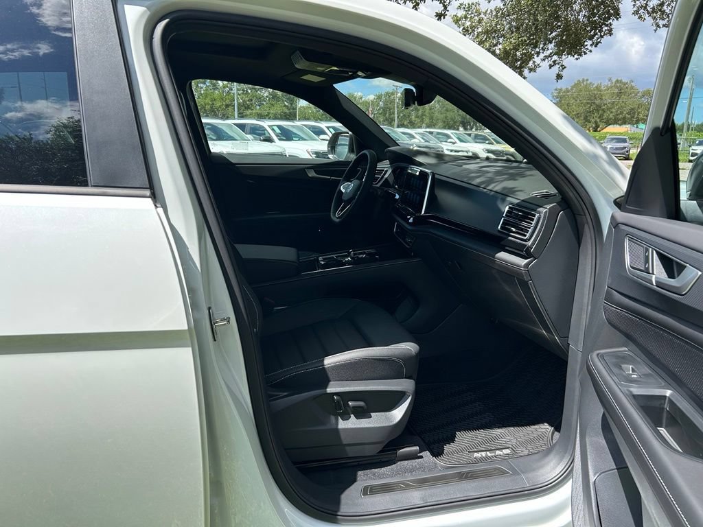 New 2026 Volkswagen Atlas Cross Sport SEL R-Line AWD/4WD image 33