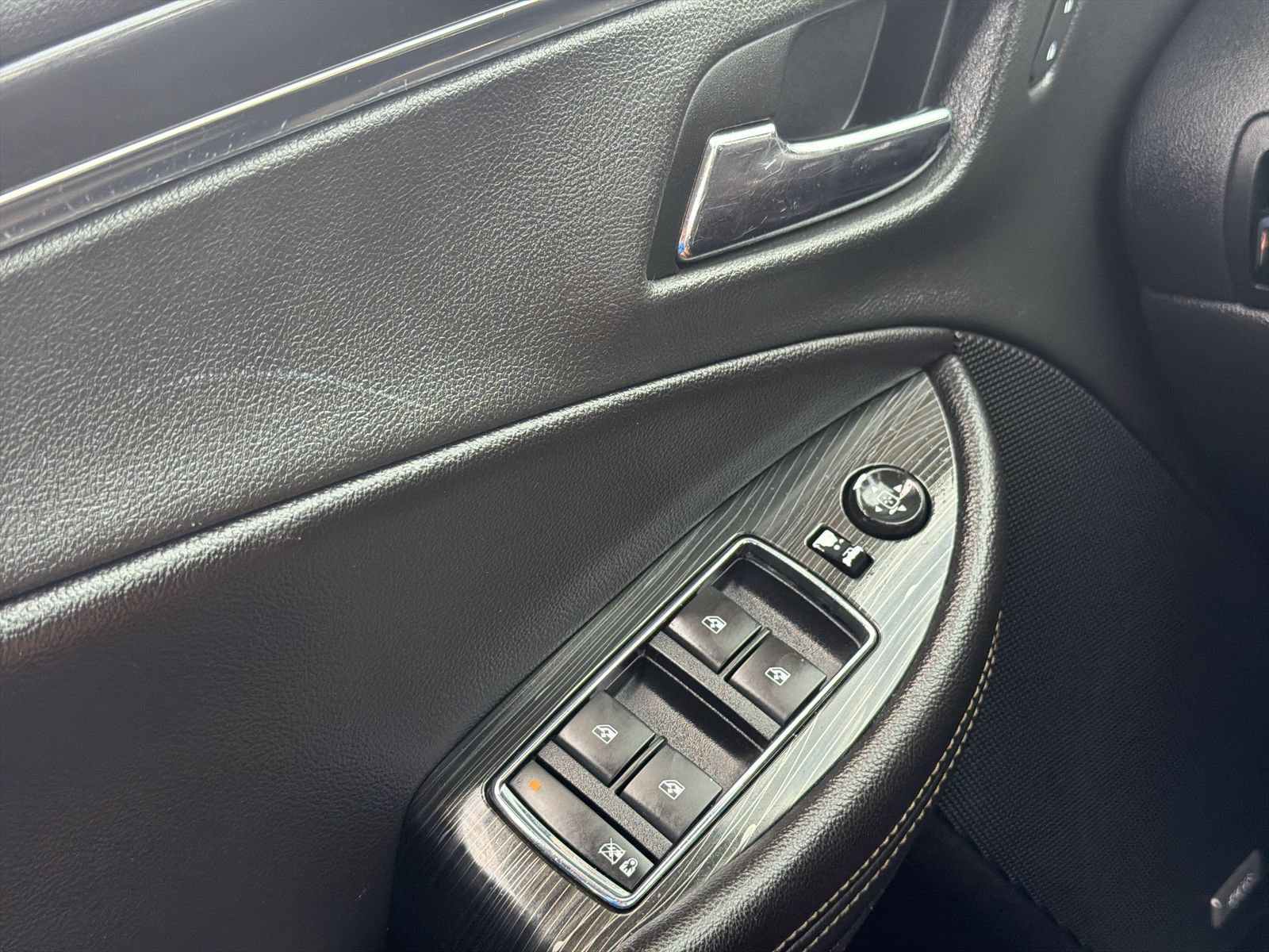 Used 2019 Chevrolet Impala Premier FWD image 25