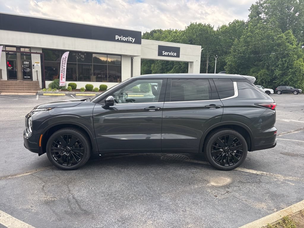 New 2026 Mitsubishi Outlander SE FWD image 5
