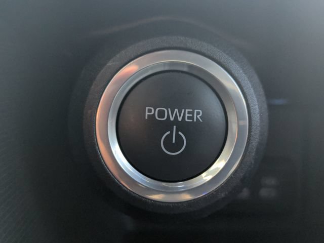 Used 2023 Toyota Venza XLE AWD/4WD image 19