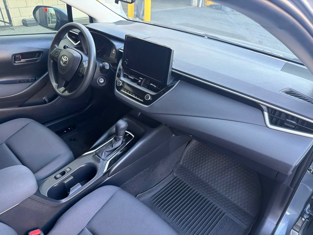 Used 2024 Toyota Corolla LE FWD image 11