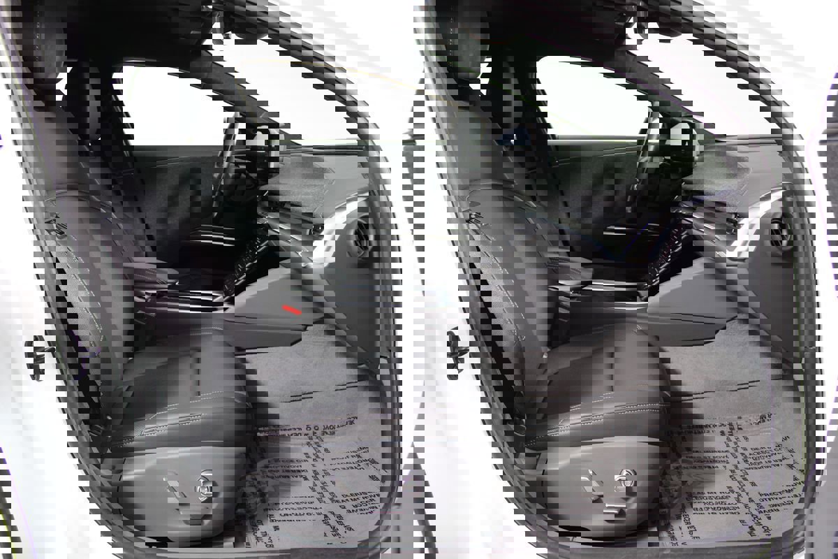 Used 2024 Lucid Air Pure image 11