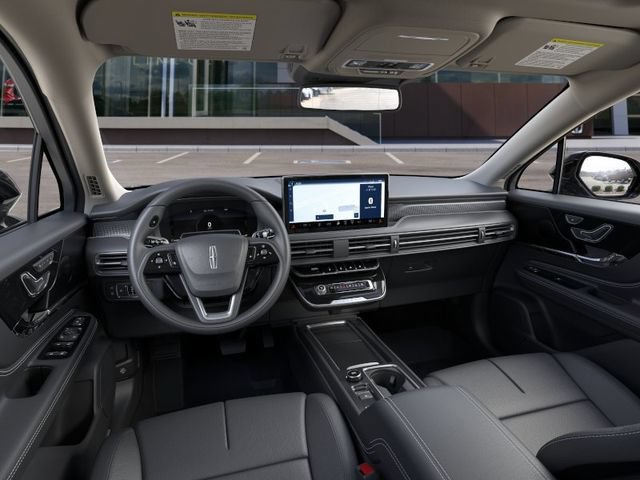 New 2025 Lincoln Corsair Grand Touring w/ Jet Appearance Package AWD/4WD image 9