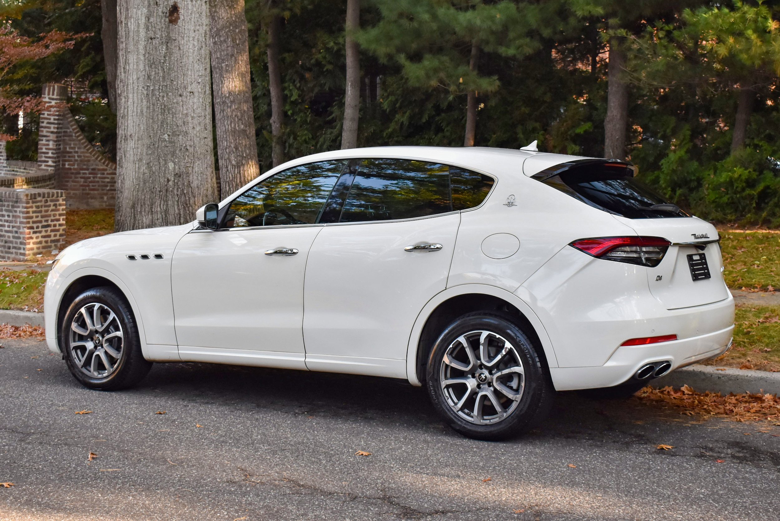 Used 2021 Maserati Levante GranSport image 6