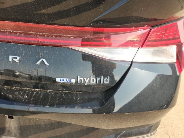 Used 2023 Hyundai Elantra Blue FWD image 8