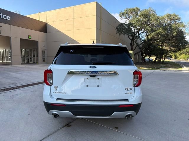Used 2023 Ford Explorer Limited AWD/4WD image 3