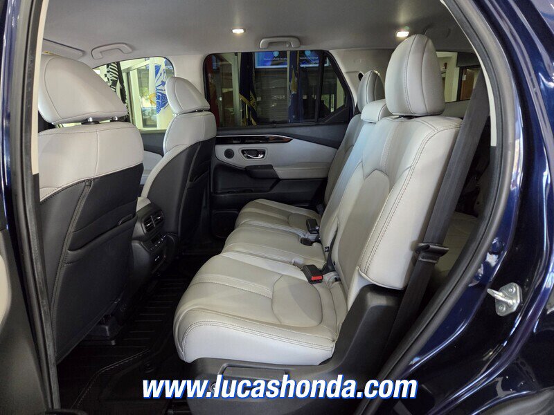 Used 2024 Honda Pilot EX-L image 8