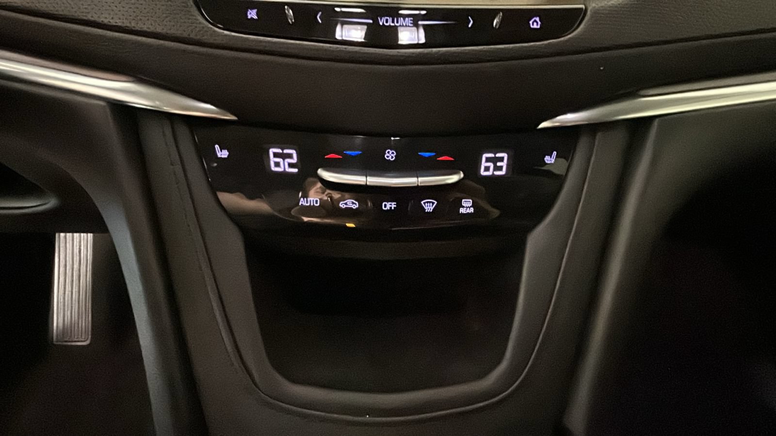 Used 2017 Cadillac XT5 Luxury AWD/4WD image 27