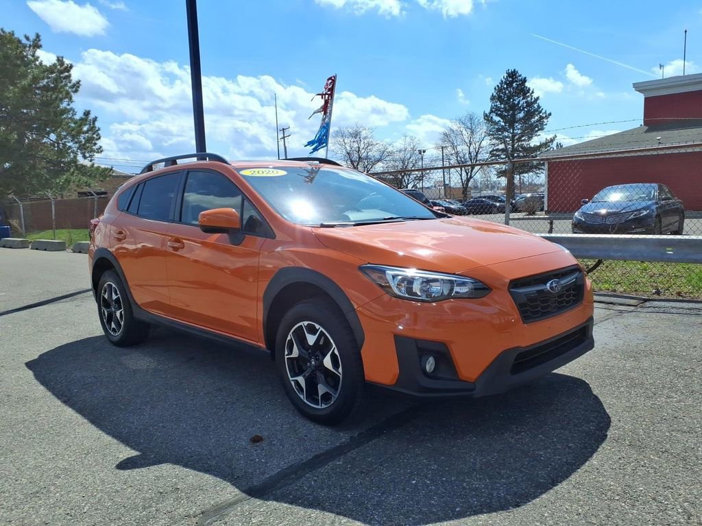 Used 2020 Subaru Crosstrek 2.0i Premium w/ Moonroof Package 2 image 3