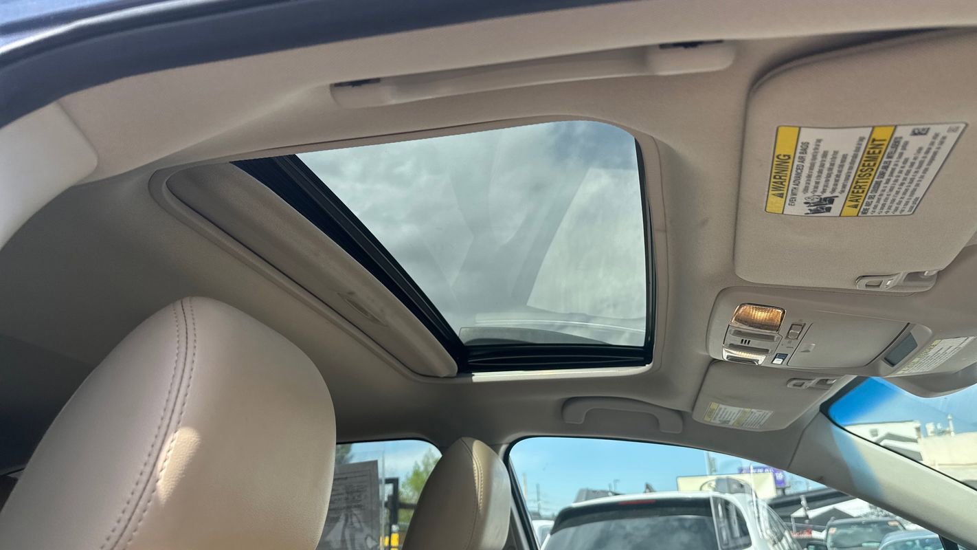 Used 2017 Subaru Outback 2.5i Limited AWD/4WD image 16