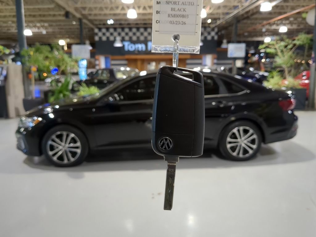 Used 2024 Volkswagen Jetta Sport image 21