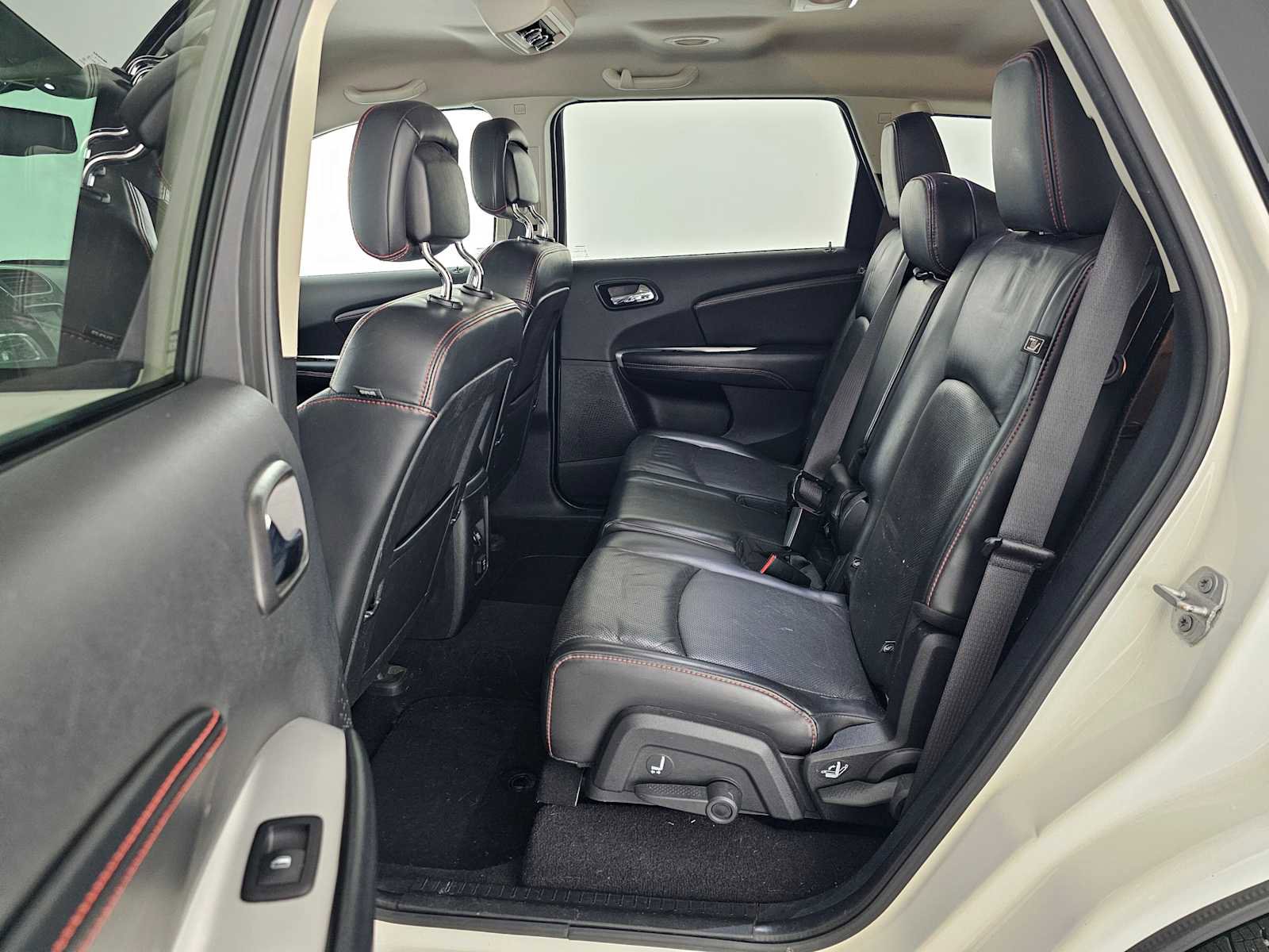 Used 2018 Dodge Journey GT image 18