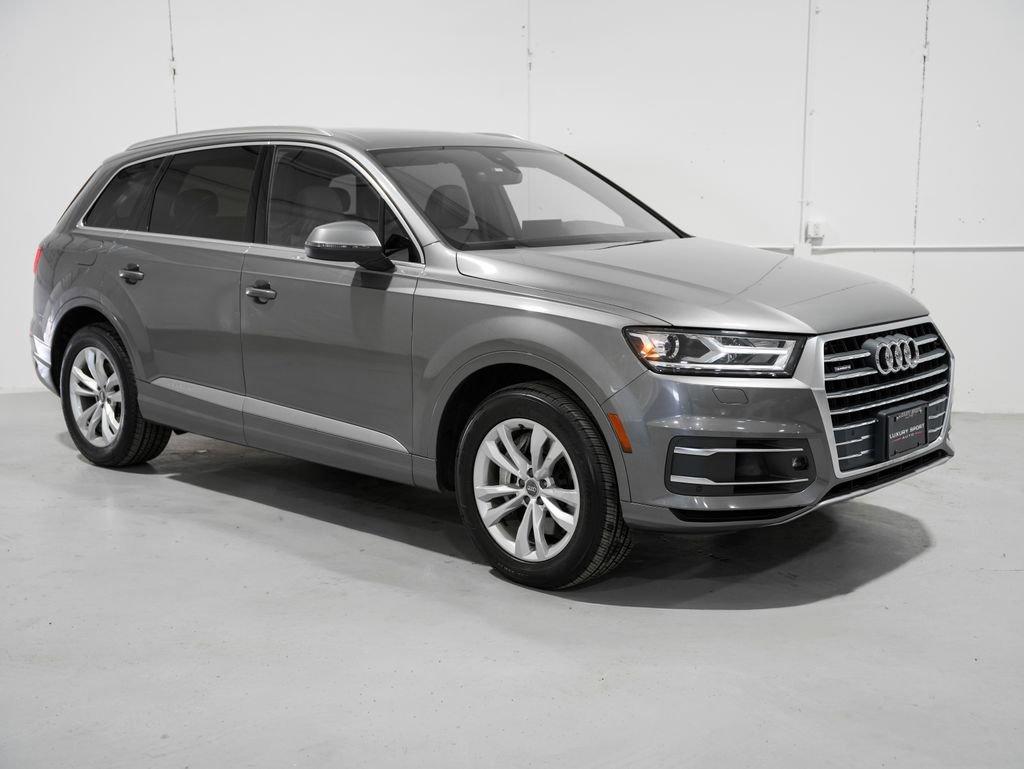 Used 2017 Audi Q7 3.0T Premium Plus w/ Premium Plus Package image 8