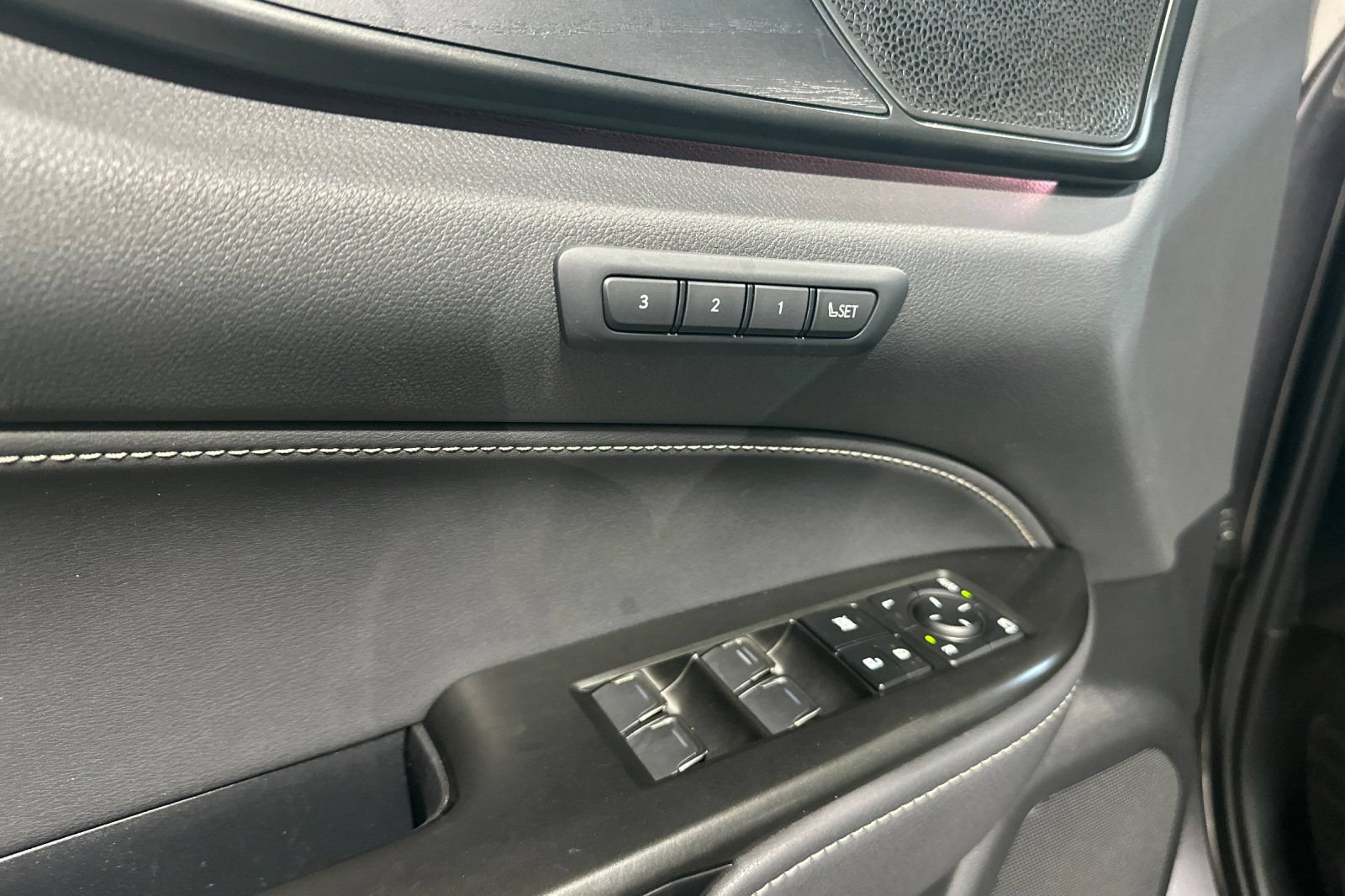 Used 2024 Lexus NX 350h AWD w/ Vision Package image 14