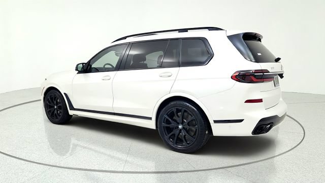 Used 2023 BMW X7 M60i AWD/4WD image 6