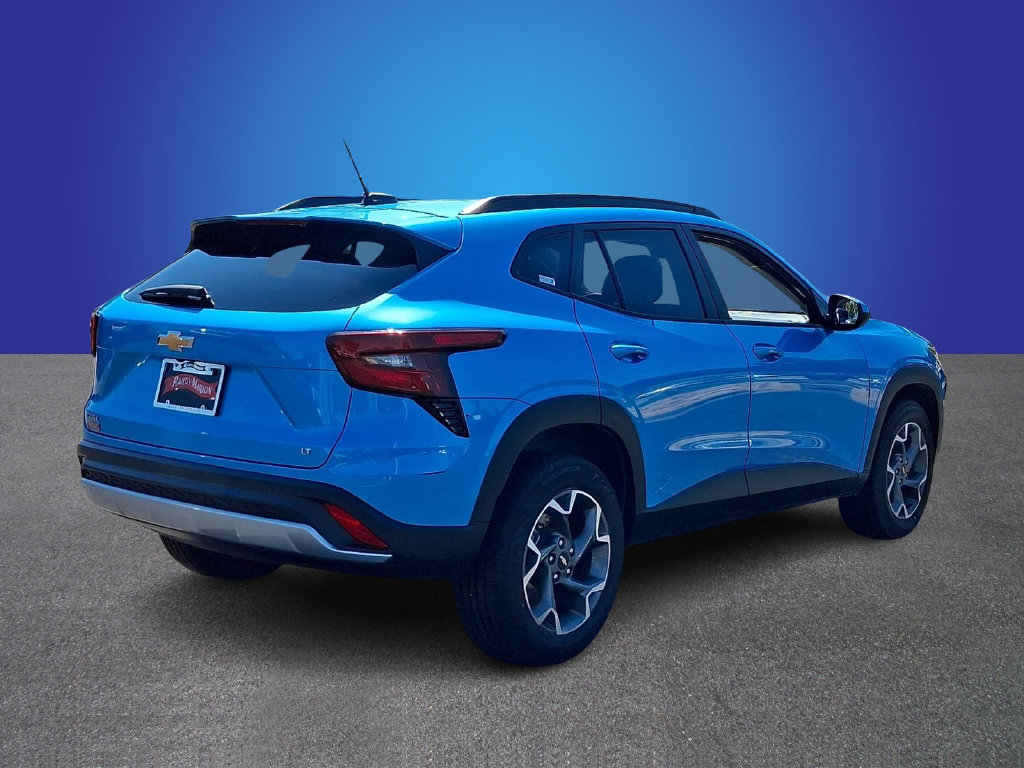 Used 2025 Chevrolet Trax LT FWD image 4