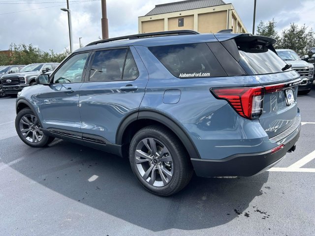New 2026 Ford Explorer Active w/ Active Comfort Package AWD/4WD image 6