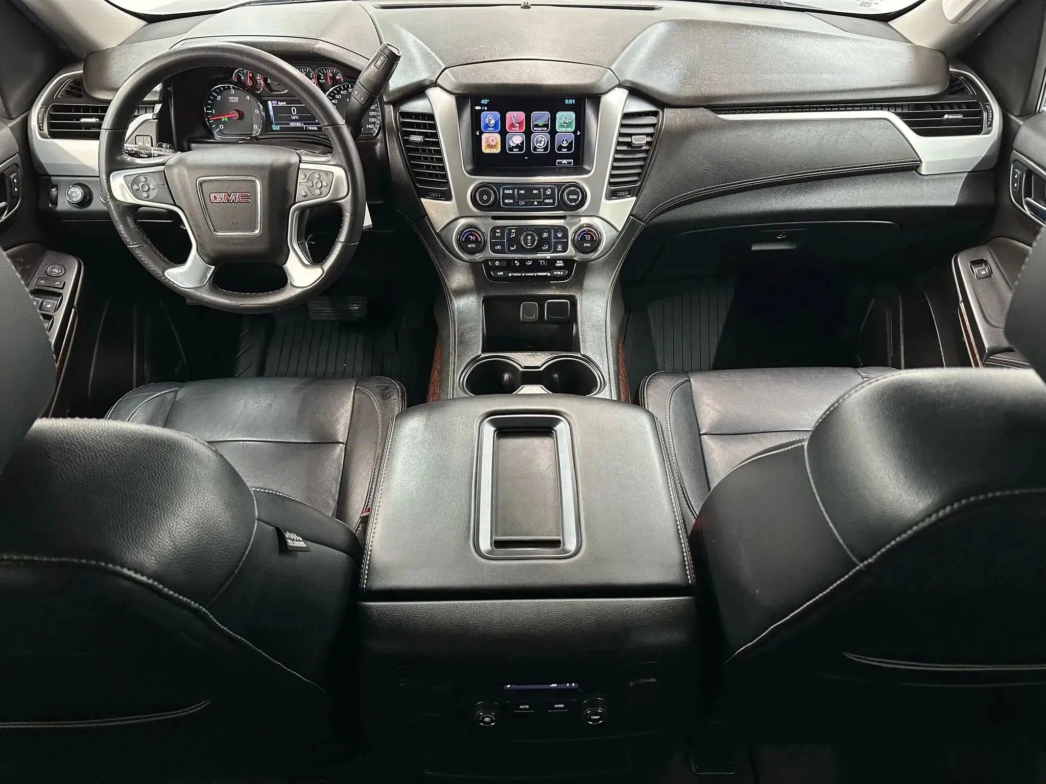 Used 2019 GMC Yukon XL SLE image 19