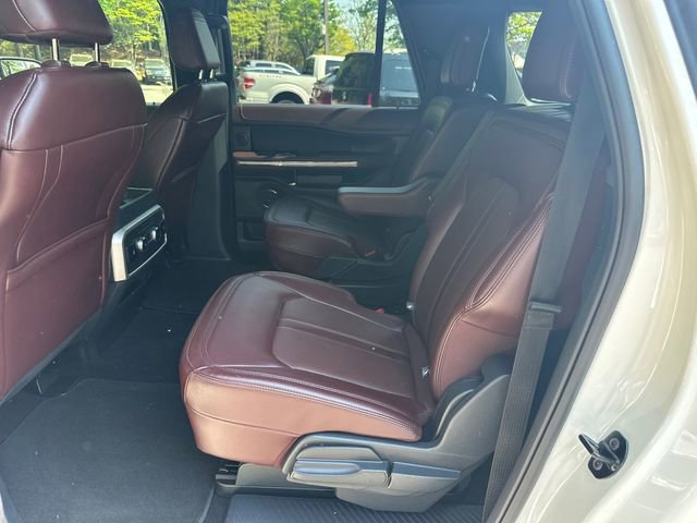 Used 2024 Ford Expedition Max Limited AWD/4WD image 24